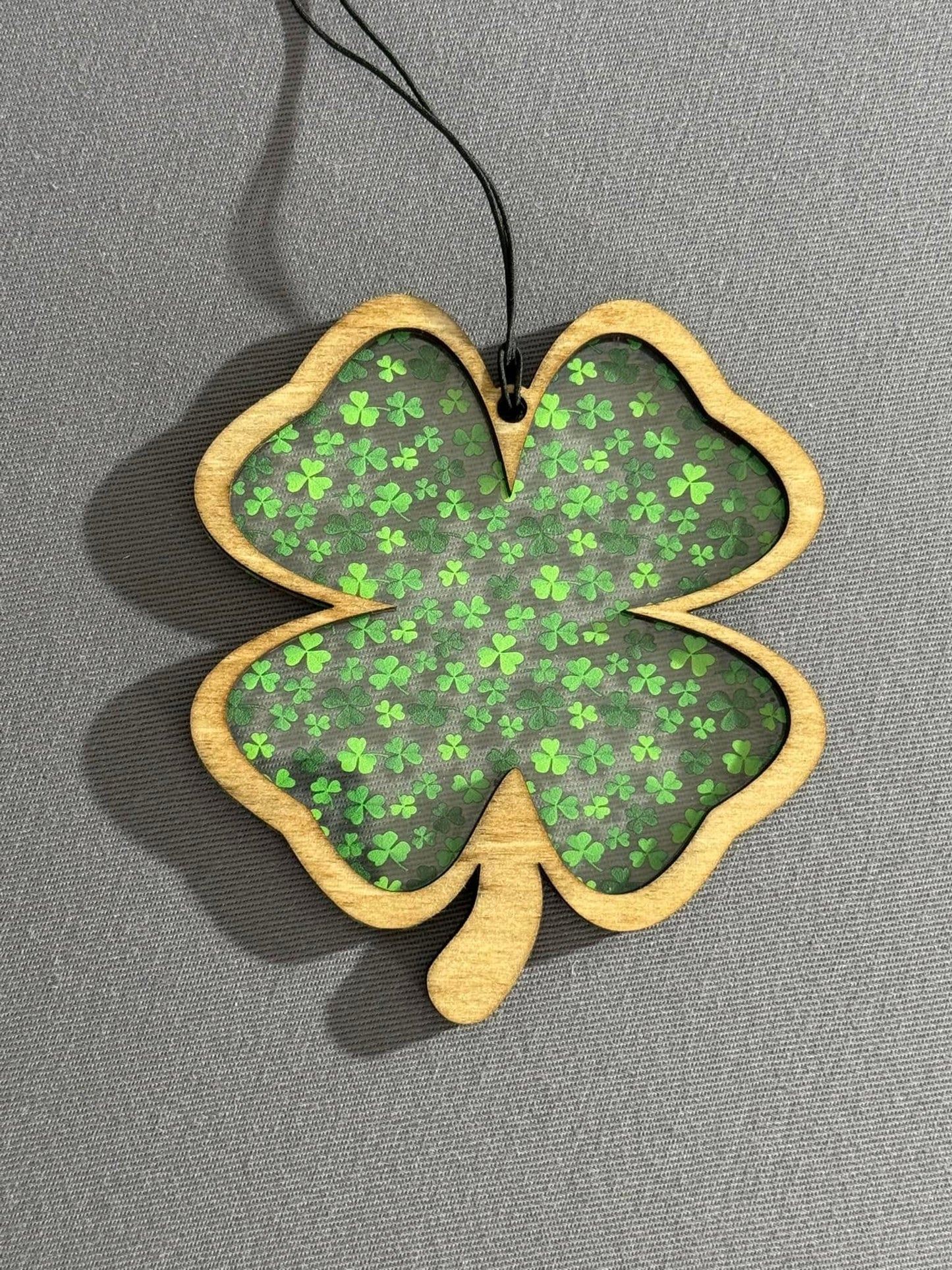 Shamrock Mirror Hanger