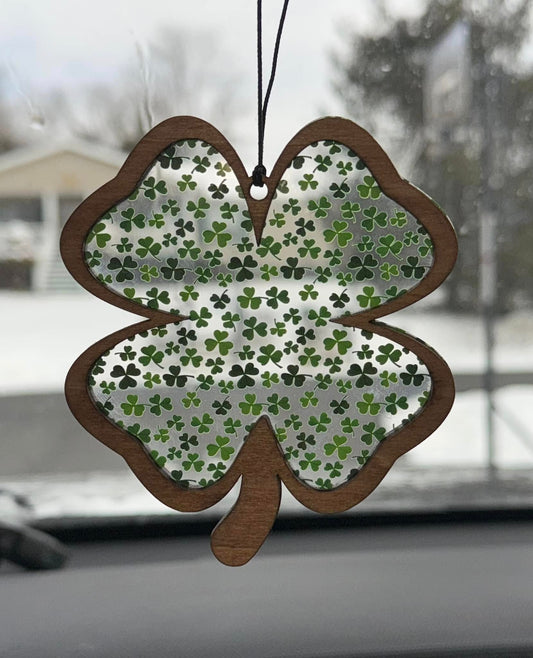 Shamrock Mirror Hanger